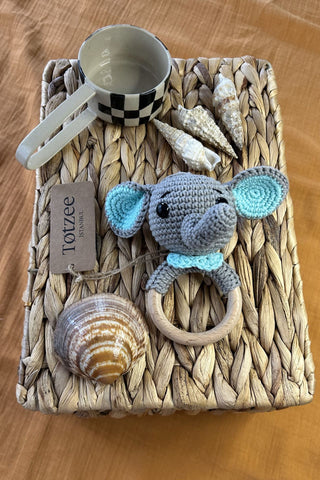 Totzee; Amigurumi Fil Çıngırak Gri; Amigurumi Elephant Rattle Gray