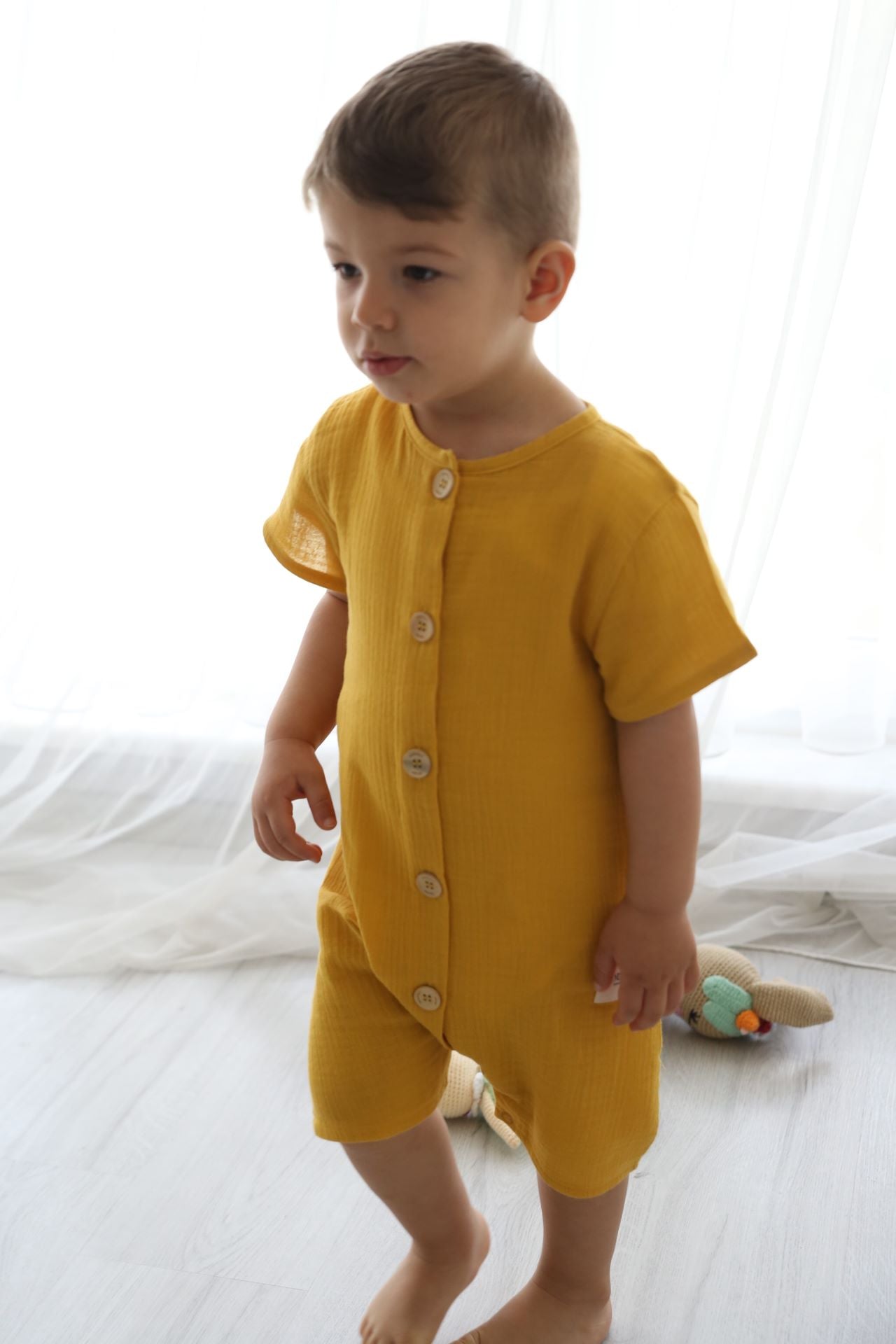 Totzee; Müslin Düğmeli Tulum Sonbahar Sarısı; Muslin Buttoned Romper Autumn Yellow