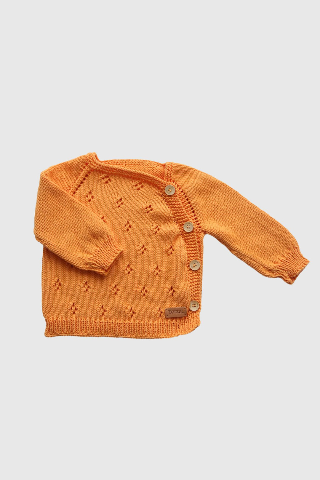 Totzee; Organik El Örgüsü Yandan Düğmeli Hırka Kavuniçi; Organic Hand-Knitted Side-Buttoned Cardigan Pale Orange