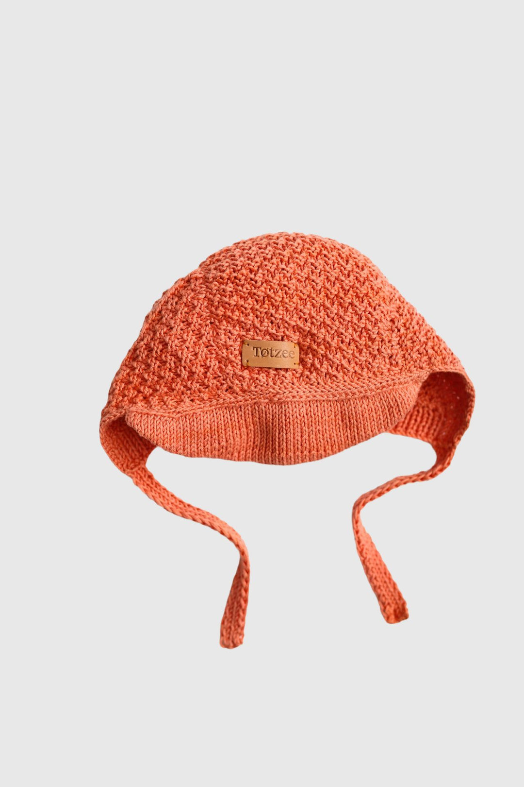 Totzee; Organik El Örgüsü Siperlikli Şapka Şeftali Rengi; Organic Hand-Knitted Visor Hat Peach Colour